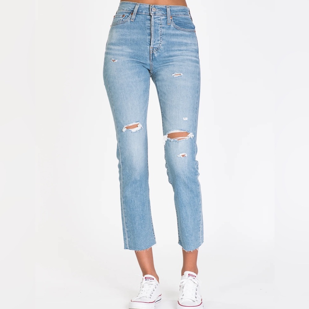 Levi's Wedgie Straight High Rise Raw Hem Distressed Jean Blue size 28